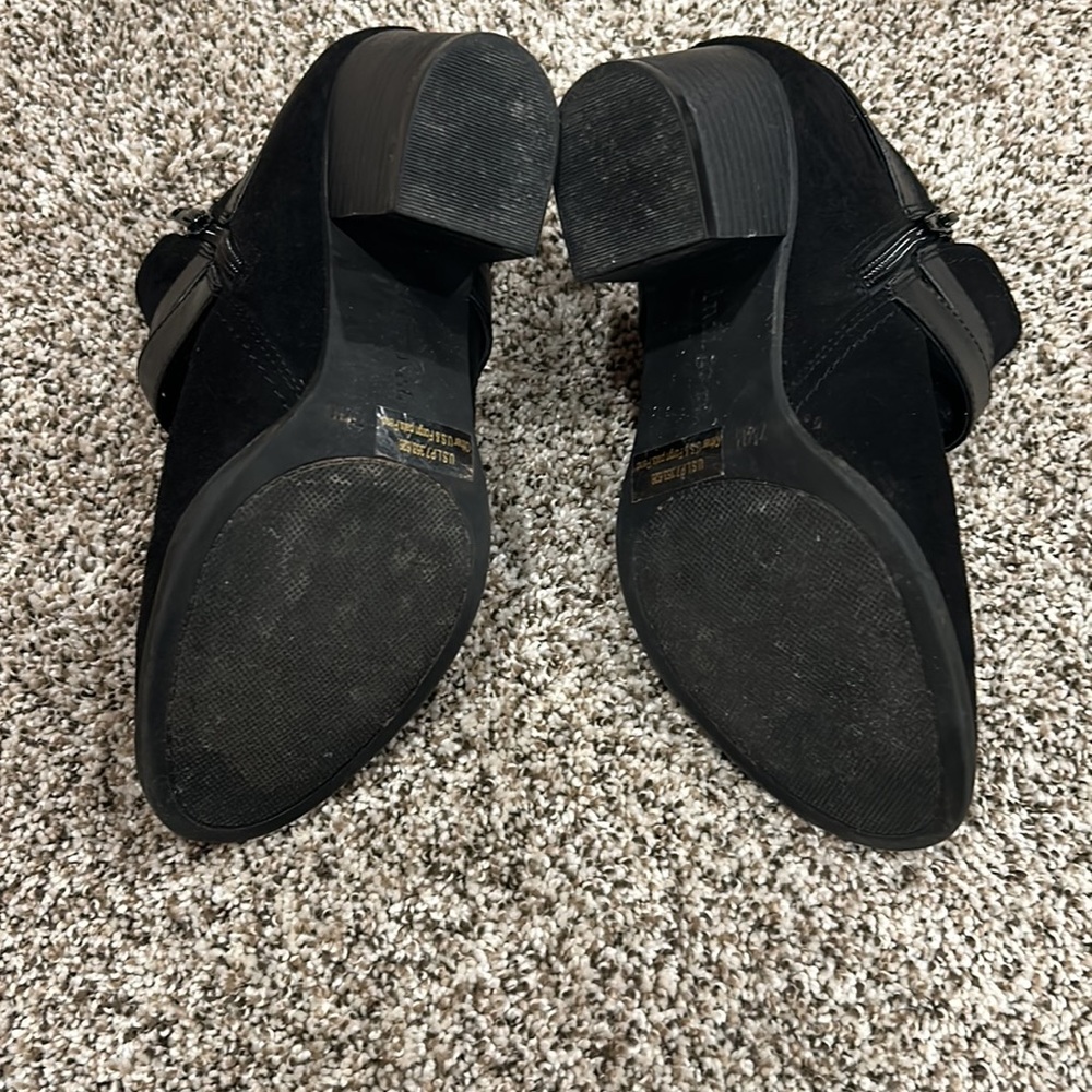 Indigo Rd. Sablena Bootie - Picture 6 of 11